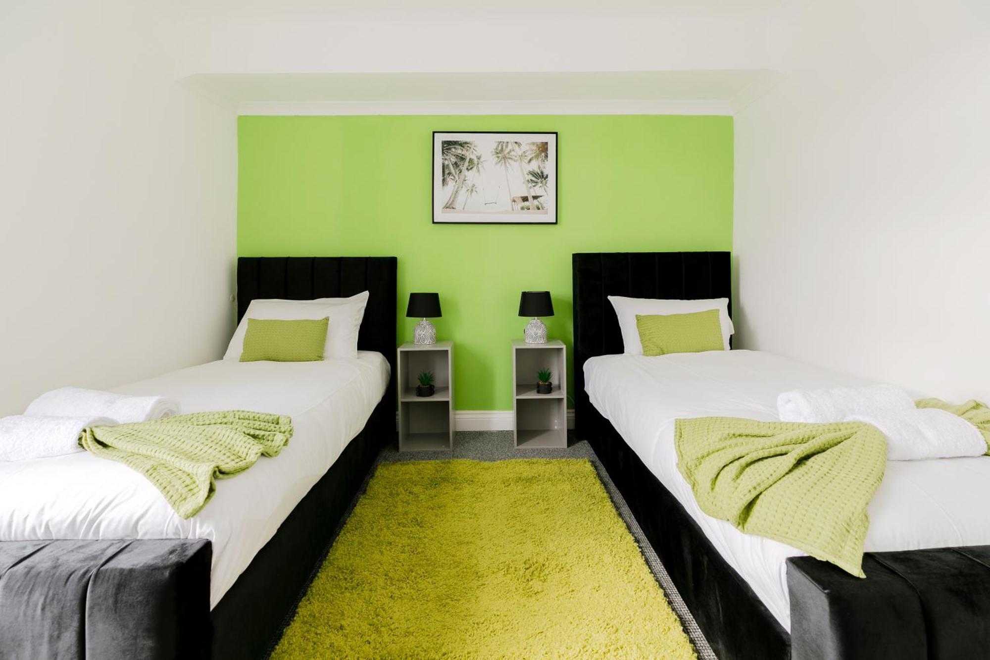 Willa 5Br House, Free Parking Offa12, Contractor, Big Families, Relocation Redbridge Zewnętrze zdjęcie